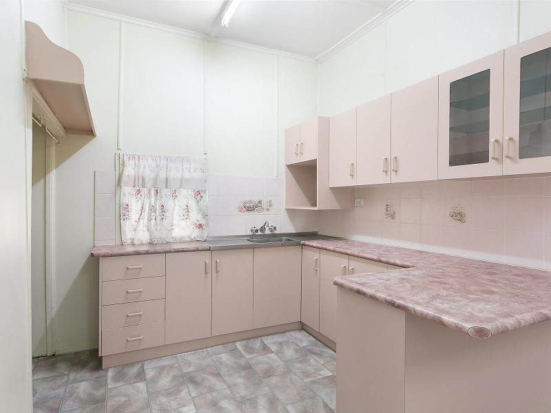 196A Peter Street, Berserker QLD 4701