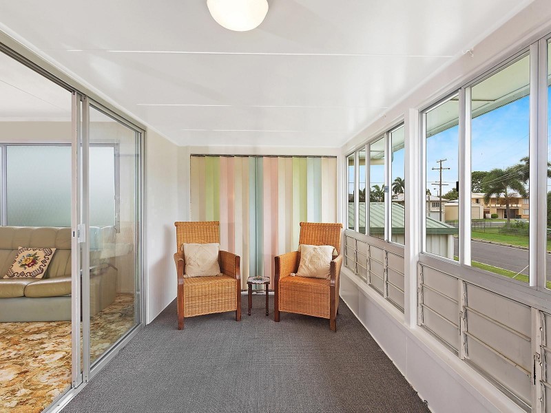 1 Kerr Street, Park Avenue QLD 4701