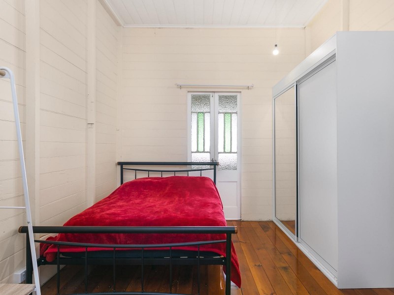 11 Millroy Street, Wandal QLD 4700