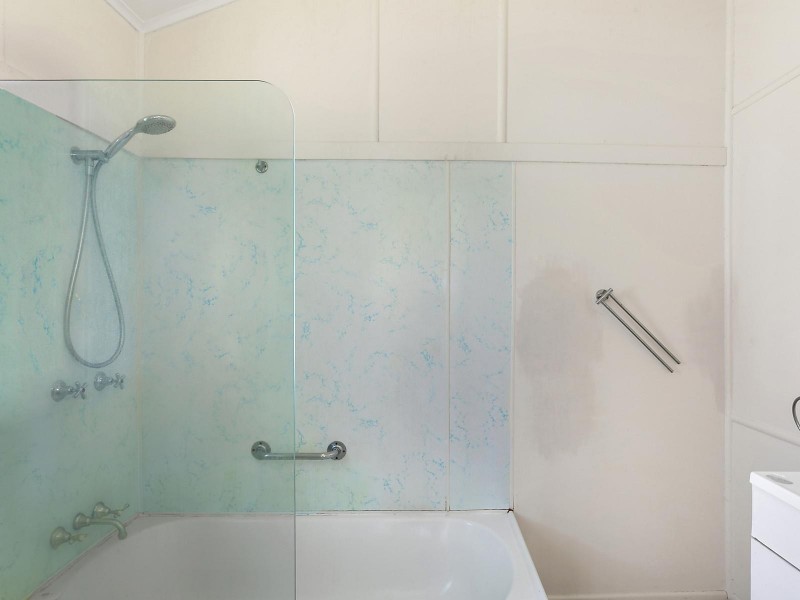11 Millroy Street, Wandal QLD 4700