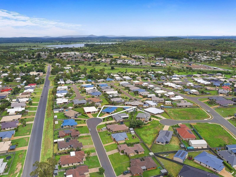 18 Cunningham Court, Gracemere QLD 4702