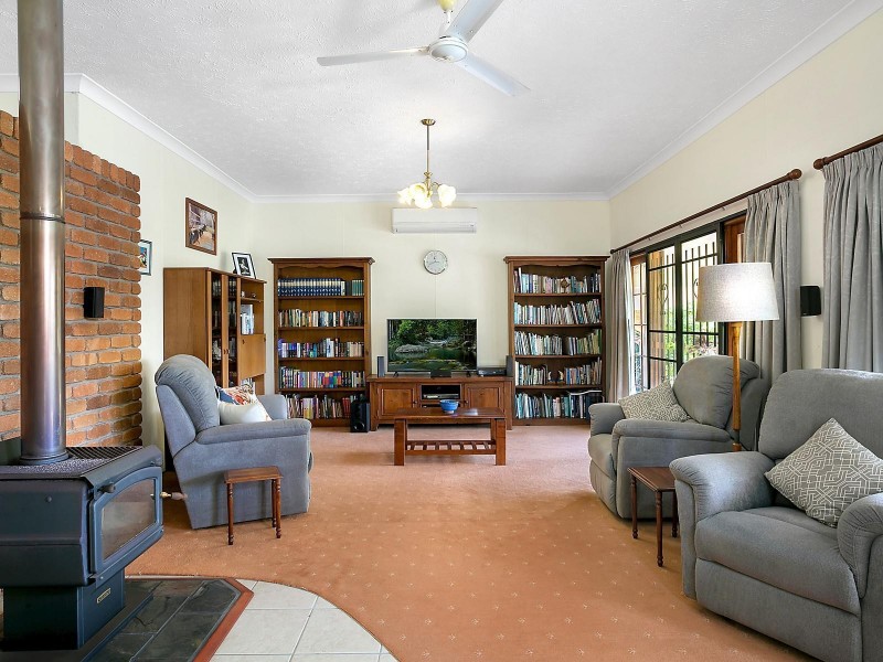 512 Cawarral Road, Cawarral QLD 4702