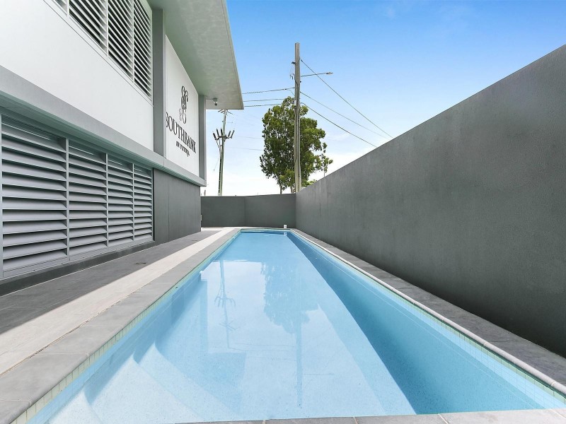 505/2-4 Victoria Parade, Rockhampton City QLD 4700