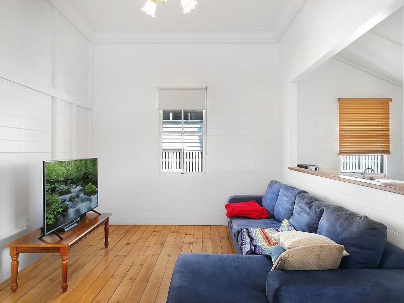63 Woodville Street, Wandal QLD 4700