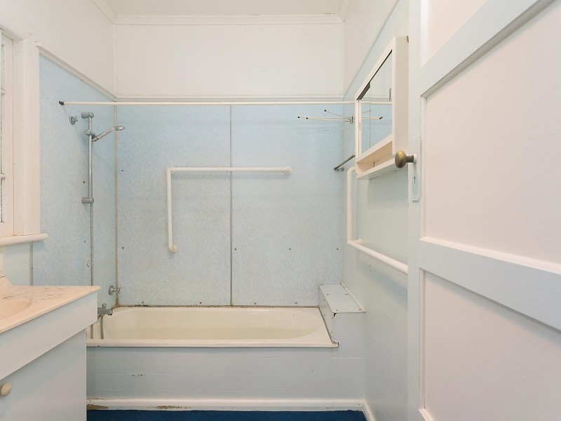 12 Oakley Street, Wandal QLD 4700