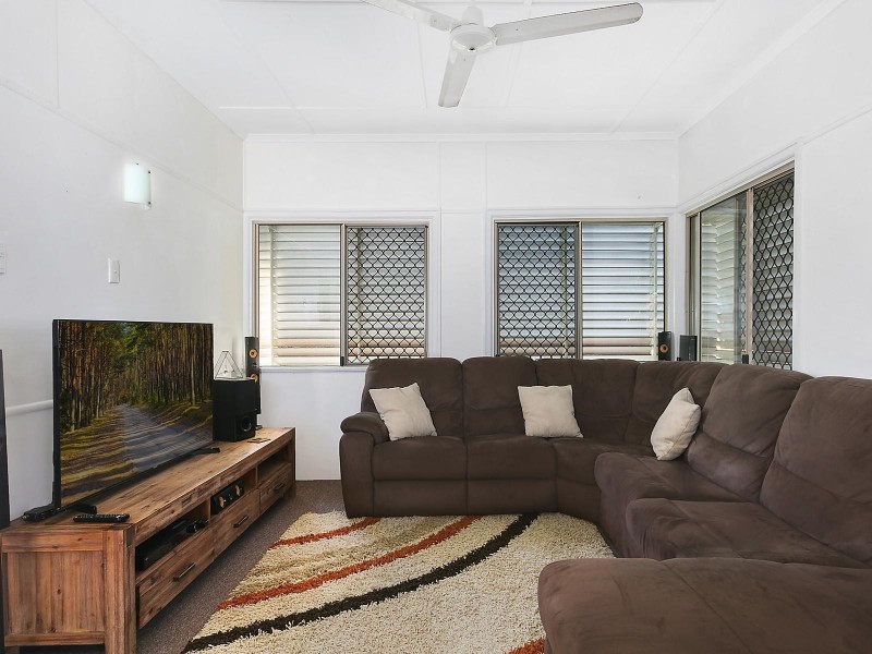 33 Spencer Street, The Range QLD 4700