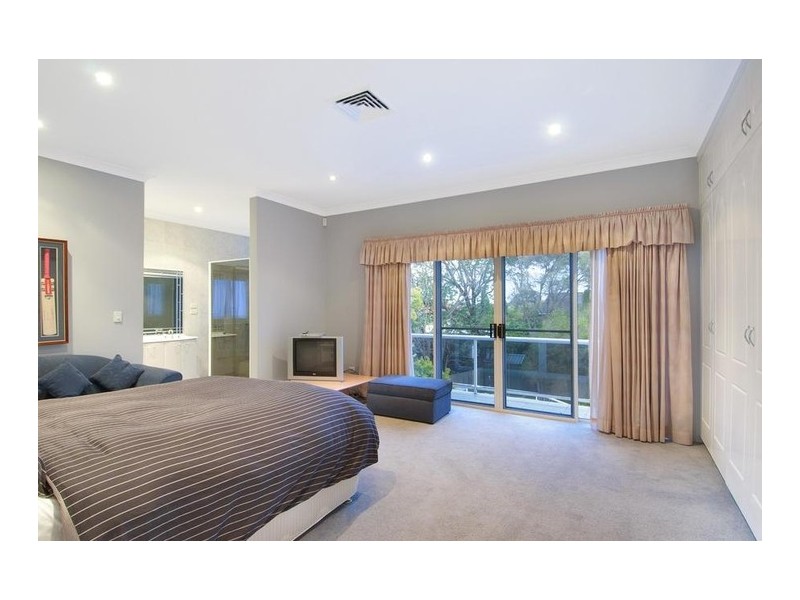 11 Whitfield Parade, Hurstville Grove NSW 2220