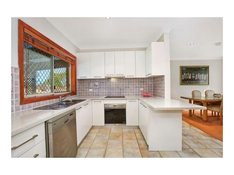 2 Seine Place, Miranda NSW 2228