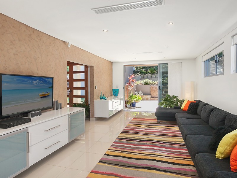 6 Marina Crescent, Gymea Bay NSW 2227