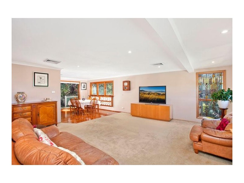15 Falmar Place, Woronora Heights NSW 2233