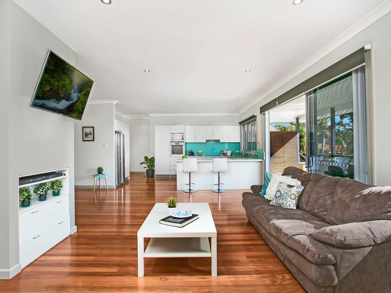 17 Birdwood Street, Sylvania NSW 2224