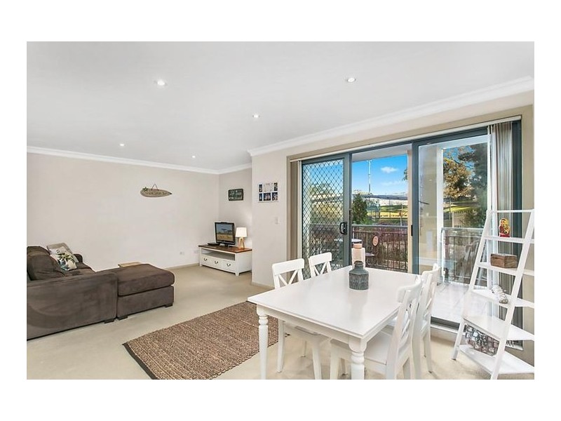 21/52 President Avenue, Caringbah NSW 2229