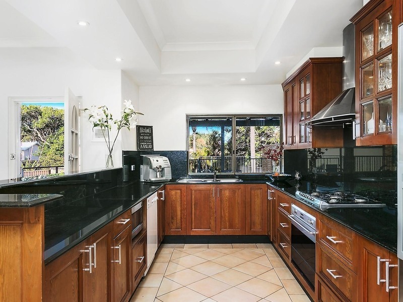16 Chelmsford Avenue, Cronulla NSW 2230