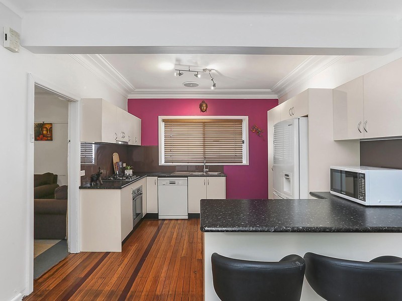 27 Parthenia Street, Dolans Bay NSW 2229