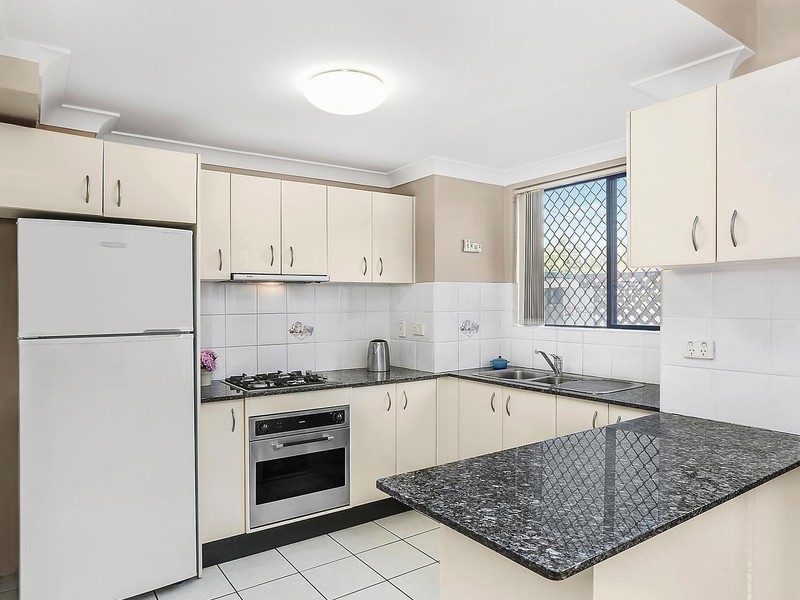 14/8 Warumbui Avenue, Miranda NSW 2228