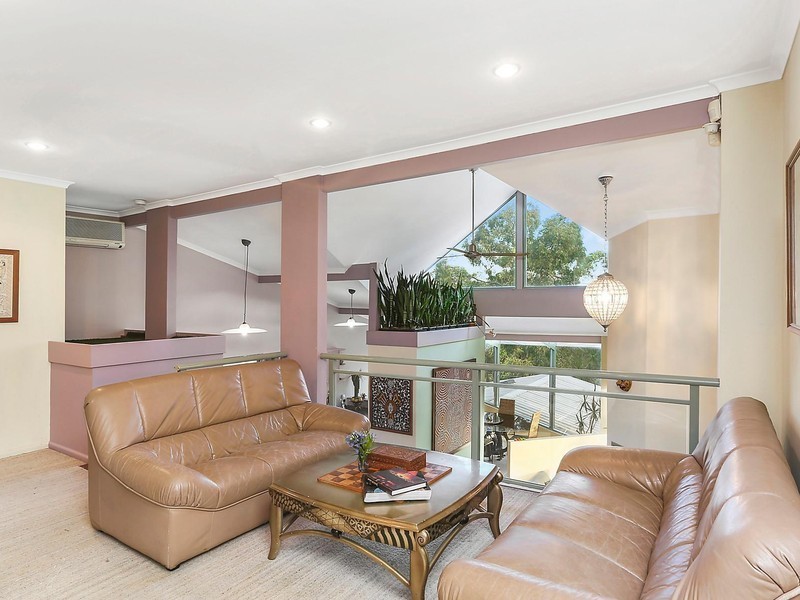 22 Treloar Place, Menai NSW 2234