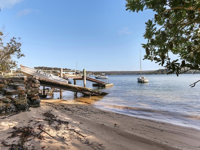 17 Waring Avenue, Caringbah South NSW 2229