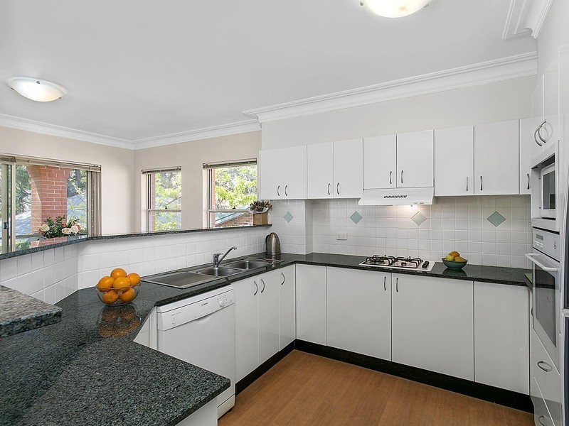 18/210 Willarong Road, Caringbah NSW 2229