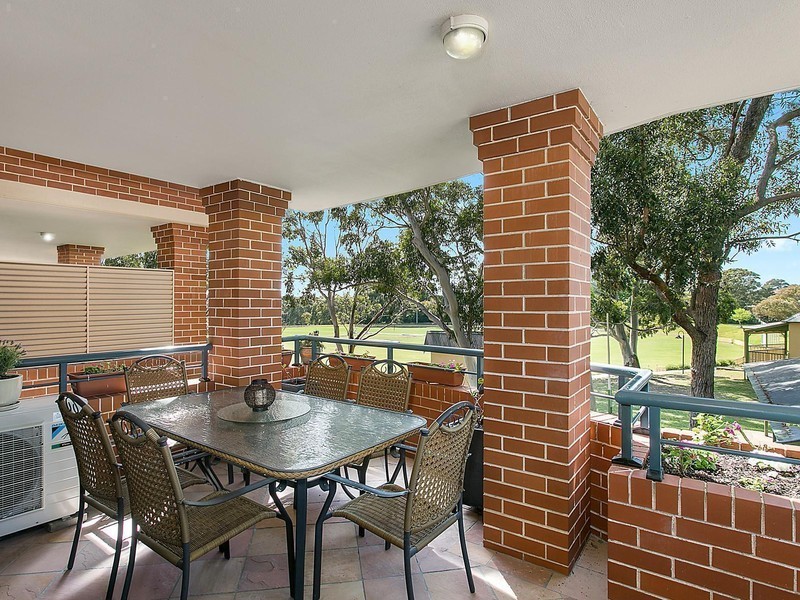 18/210 Willarong Road, Caringbah NSW 2229