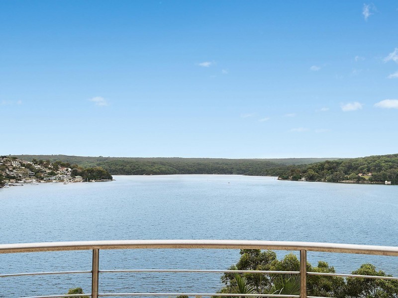 15 Waring Avenue, Caringbah South NSW 2229