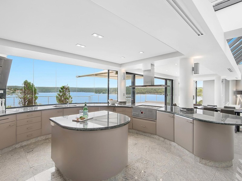 15 Waring Avenue, Caringbah South NSW 2229