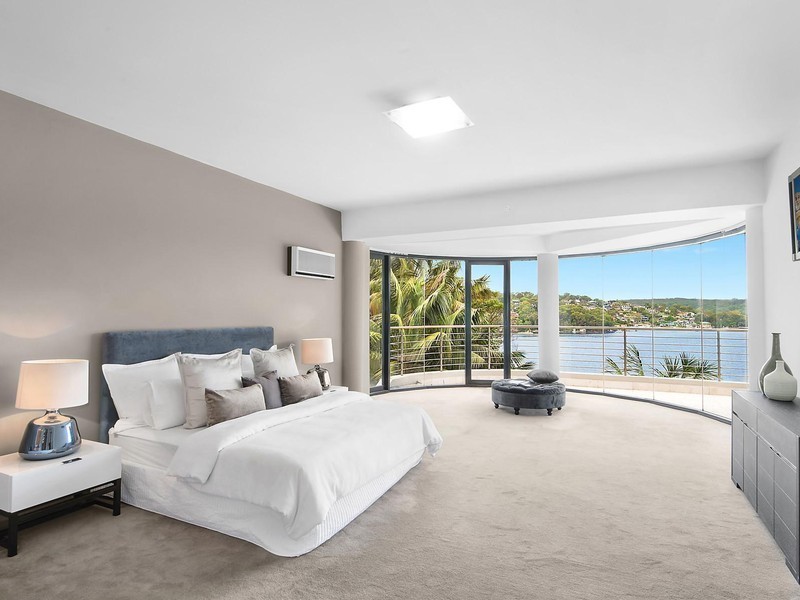 15 Waring Avenue, Caringbah South NSW 2229