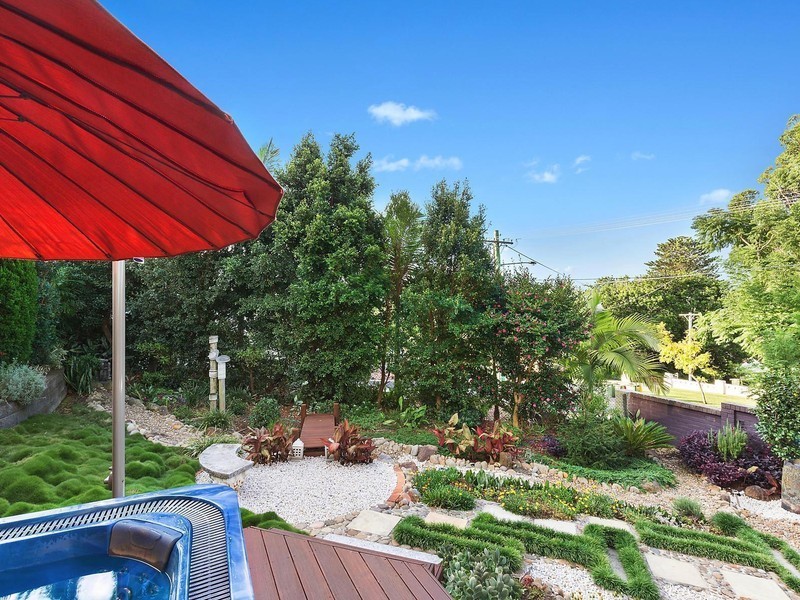 1 Lugano Avenue, Burraneer NSW 2230