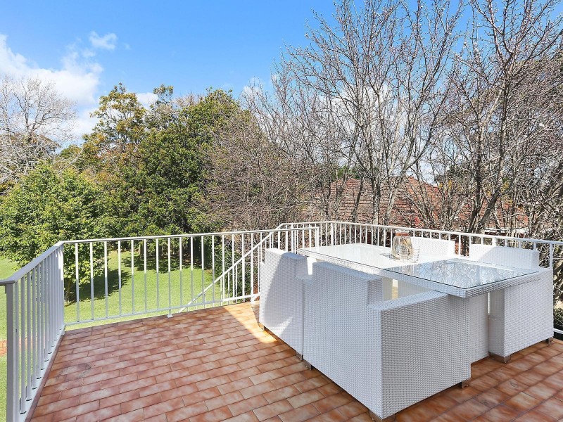 2 Goobarah Road, Burraneer NSW 2230