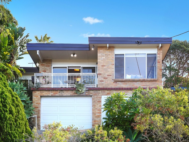 3 Yarraga Place, Yowie Bay NSW 2228