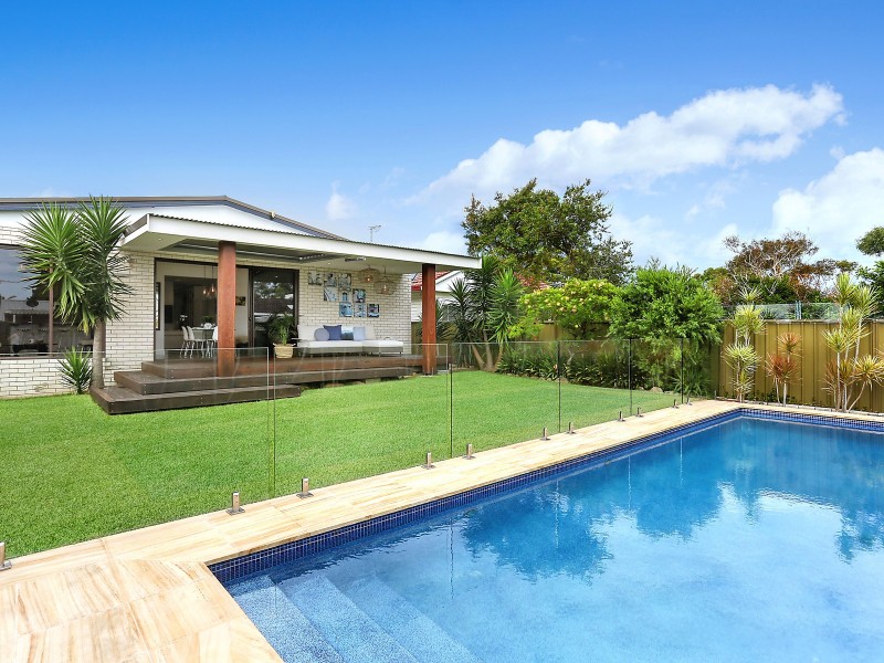 76 Bunarba Road, Gymea Bay NSW 2227