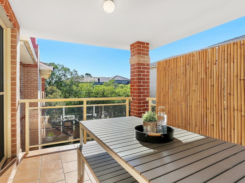 18/50 The Grand Parade, Sutherland NSW 2232