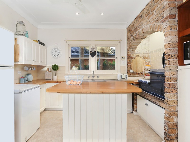 168 Parraweena Road, Miranda NSW 2228