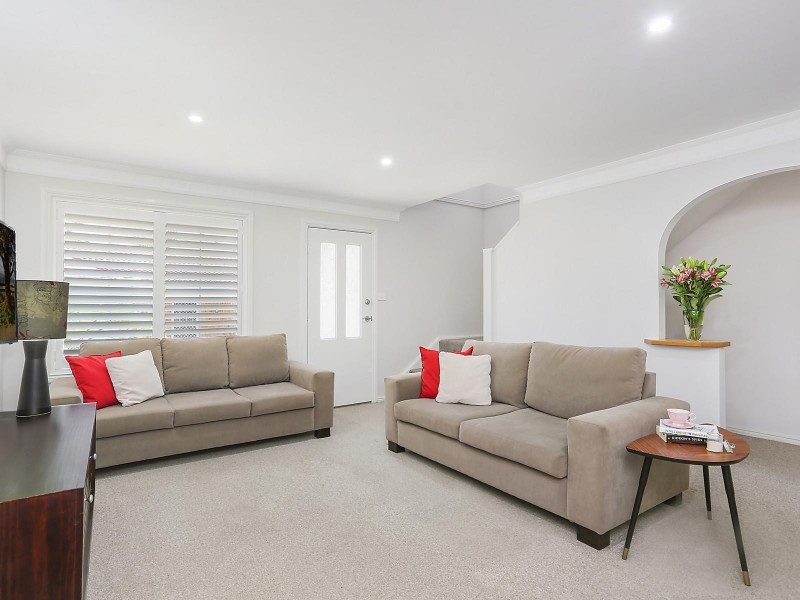 8/12 Wallumatta Road, Caringbah NSW 2229