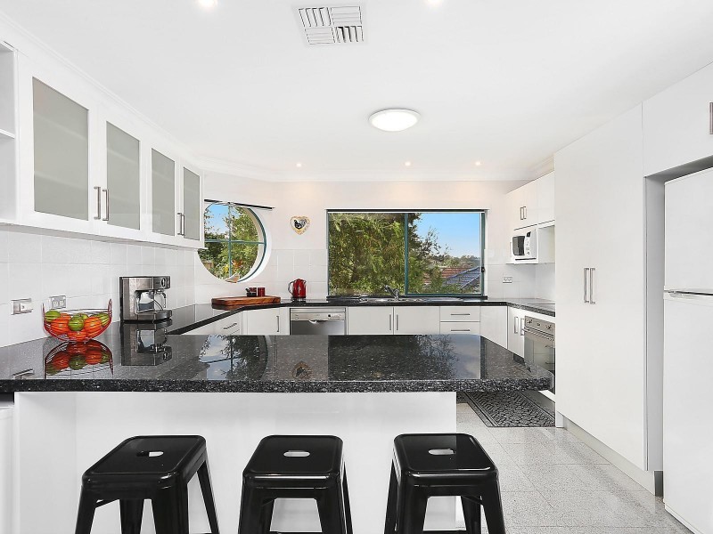 7 Glen Ayr Avenue, Yowie Bay NSW 2228