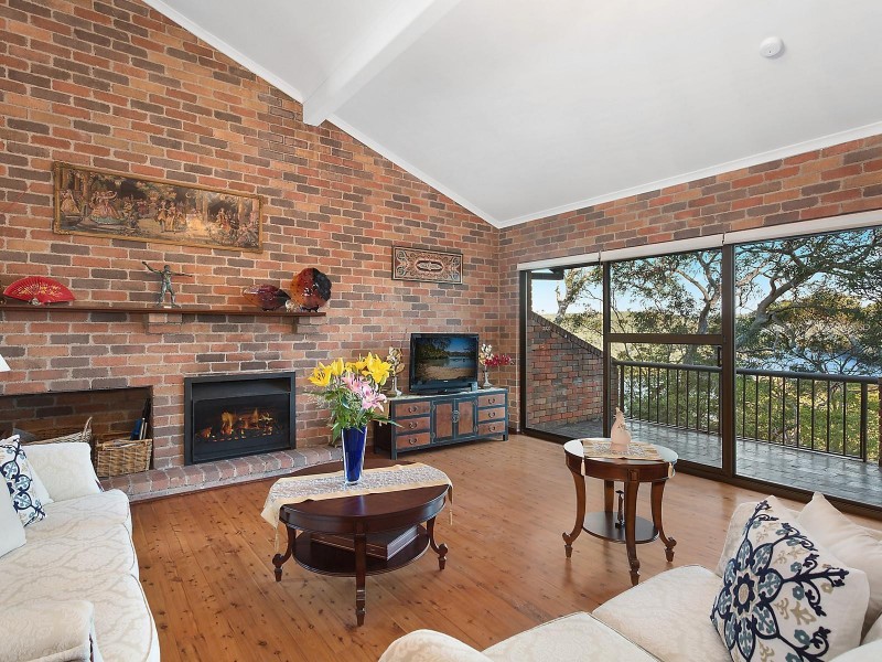 33 Grays Point Road, Grays Point NSW 2232