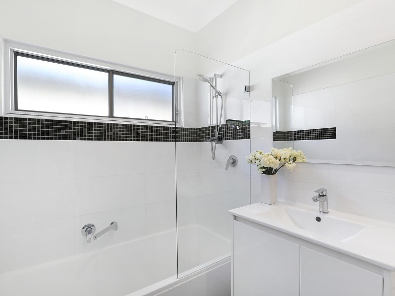 42 Yowie Avenue, Caringbah South NSW 2229