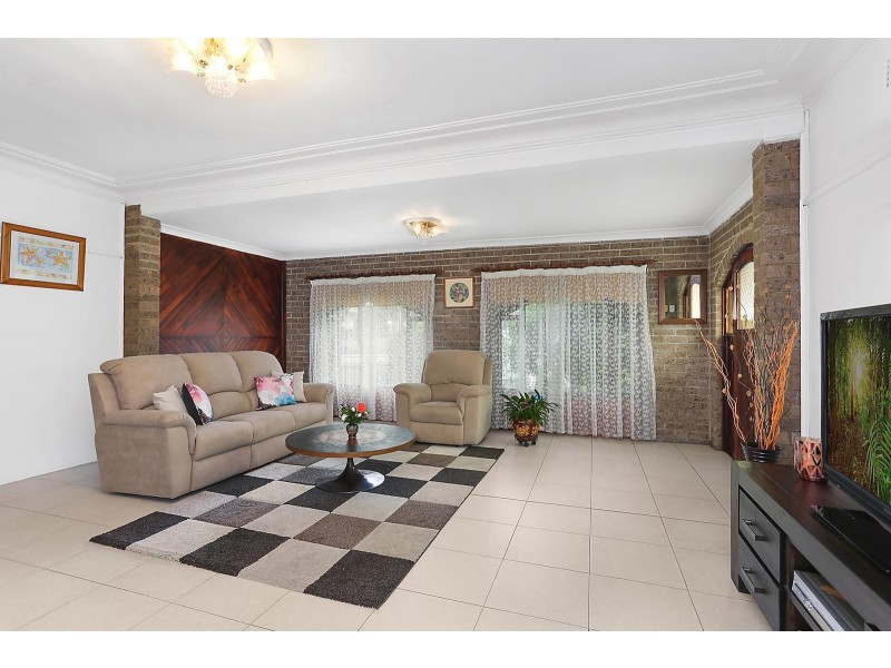 253 The Boulevarde, Miranda NSW 2228