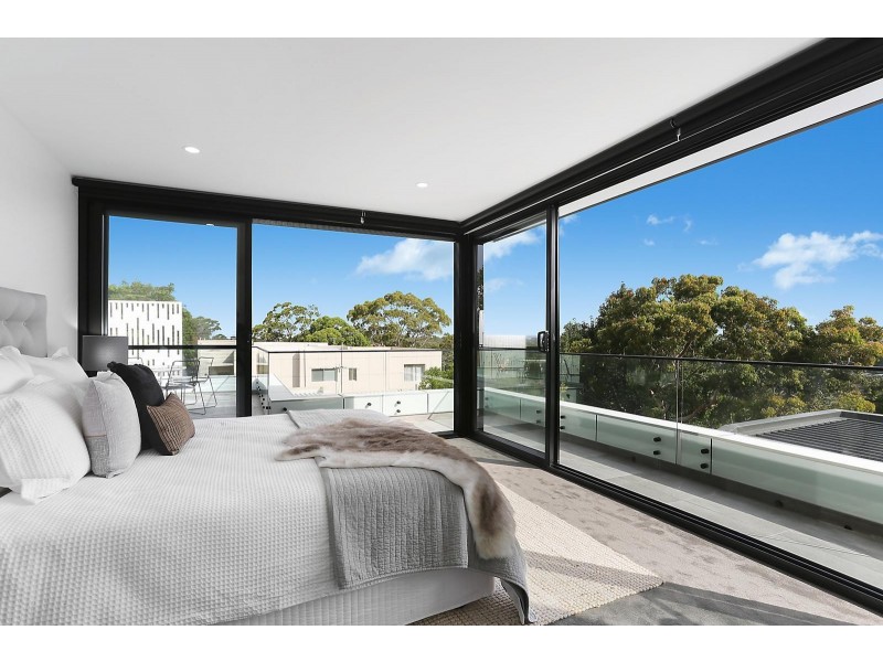 17 The Appian Way, South Hurstville NSW 2221