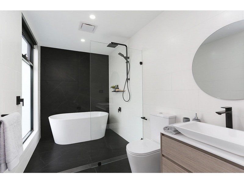17 The Appian Way, South Hurstville NSW 2221