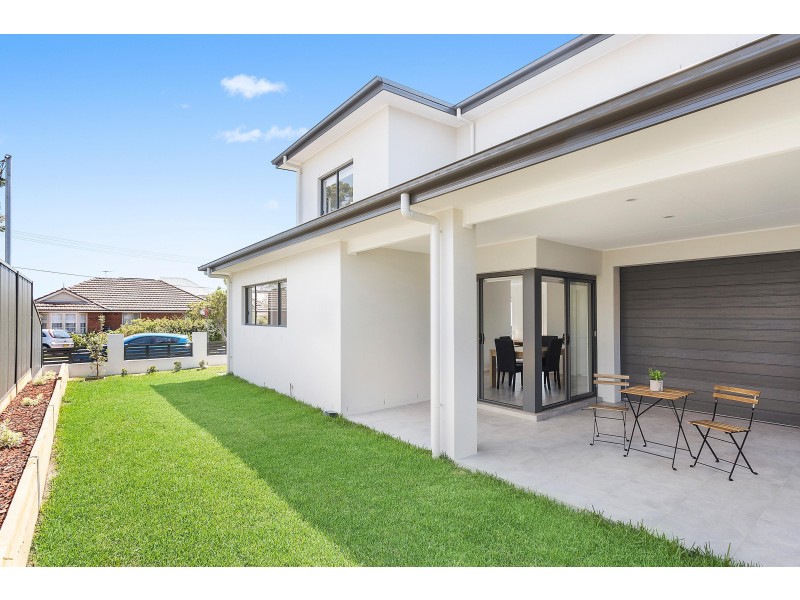 43 Carrington Avenue, Caringbah NSW 2229