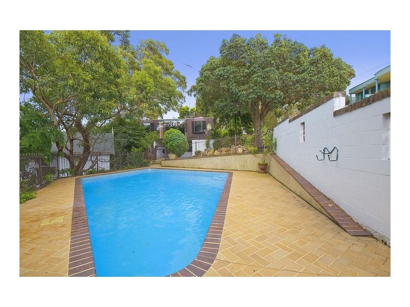 15 Moombara Crescent, Lilli Pilli NSW 2229