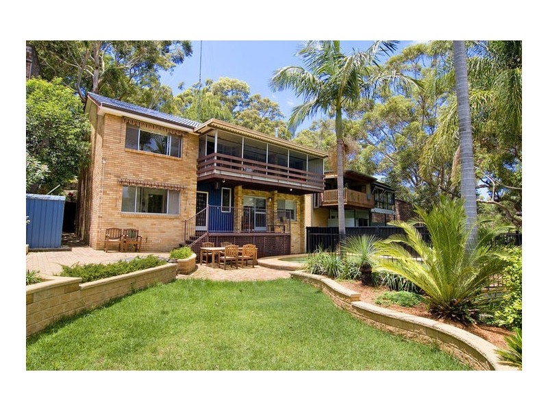58 Serpentine Road, Kirrawee NSW 2232
