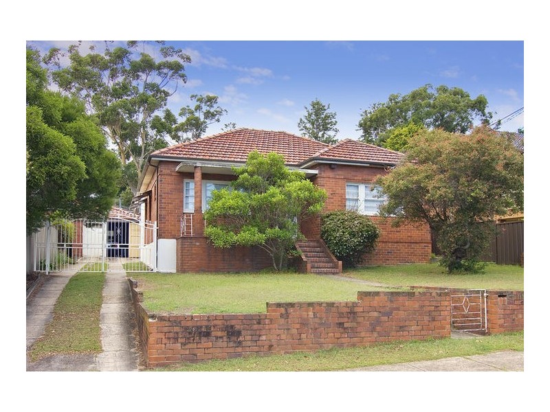 6 Cheddar Street, Blakehurst NSW 2221