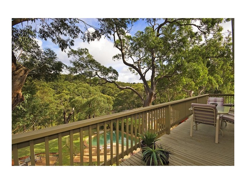13 Warrangarree Drive, Woronora Heights NSW 2233