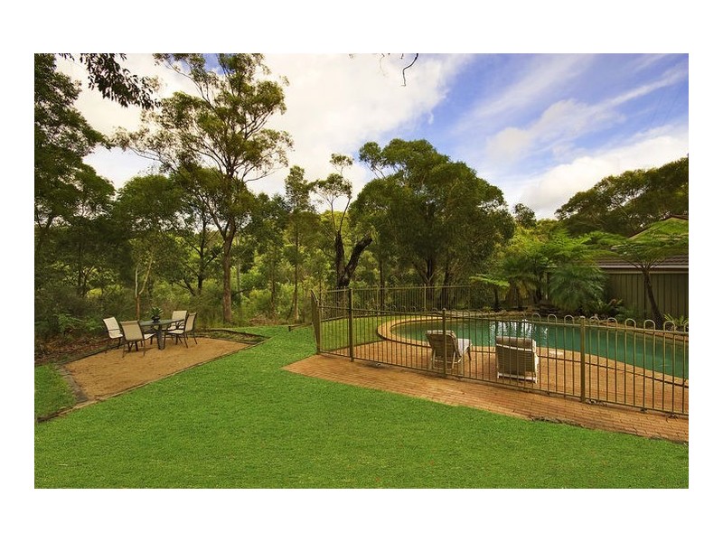 13 Warrangarree Drive, Woronora Heights NSW 2233