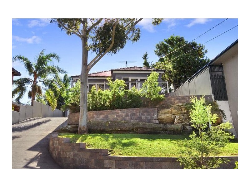 11 Snowden Avenue, Sylvania NSW 2224