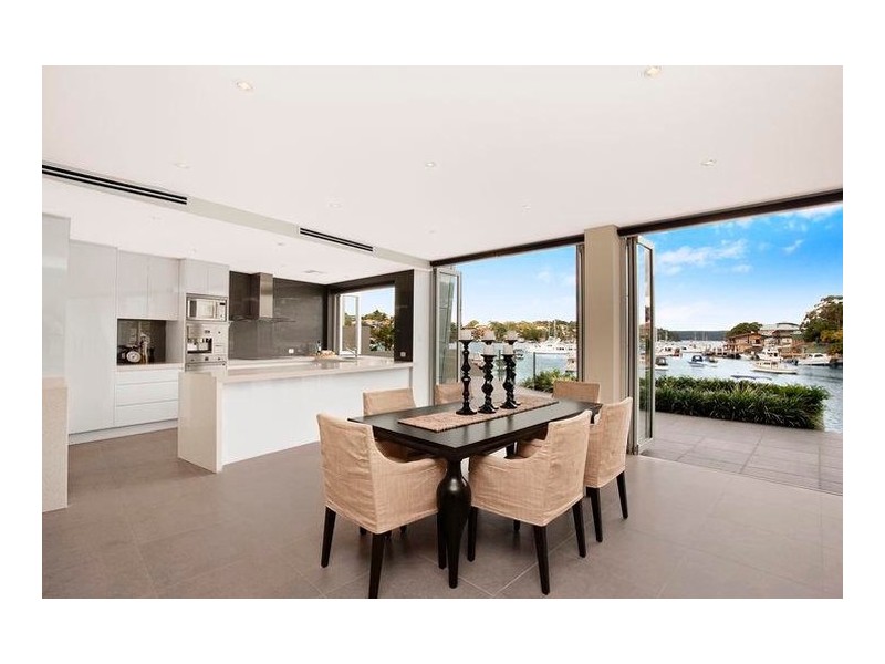 62 Grandview Parade, Caringbah NSW 2229