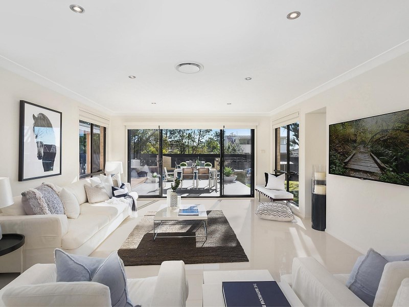 45 Raglan Road, Miranda NSW 2228