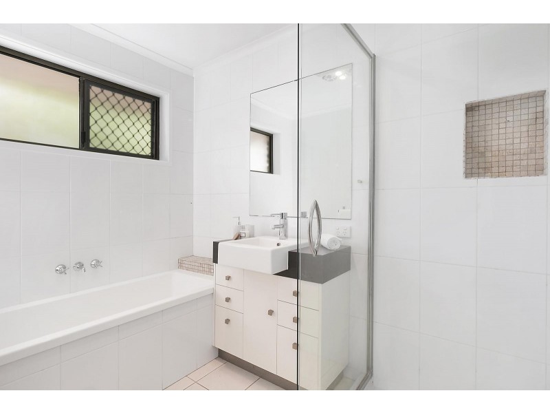 36 Wollomia Way, Sunrise Beach QLD 4567