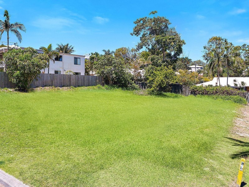 8 Columbus Court, Sunrise Beach QLD 4567